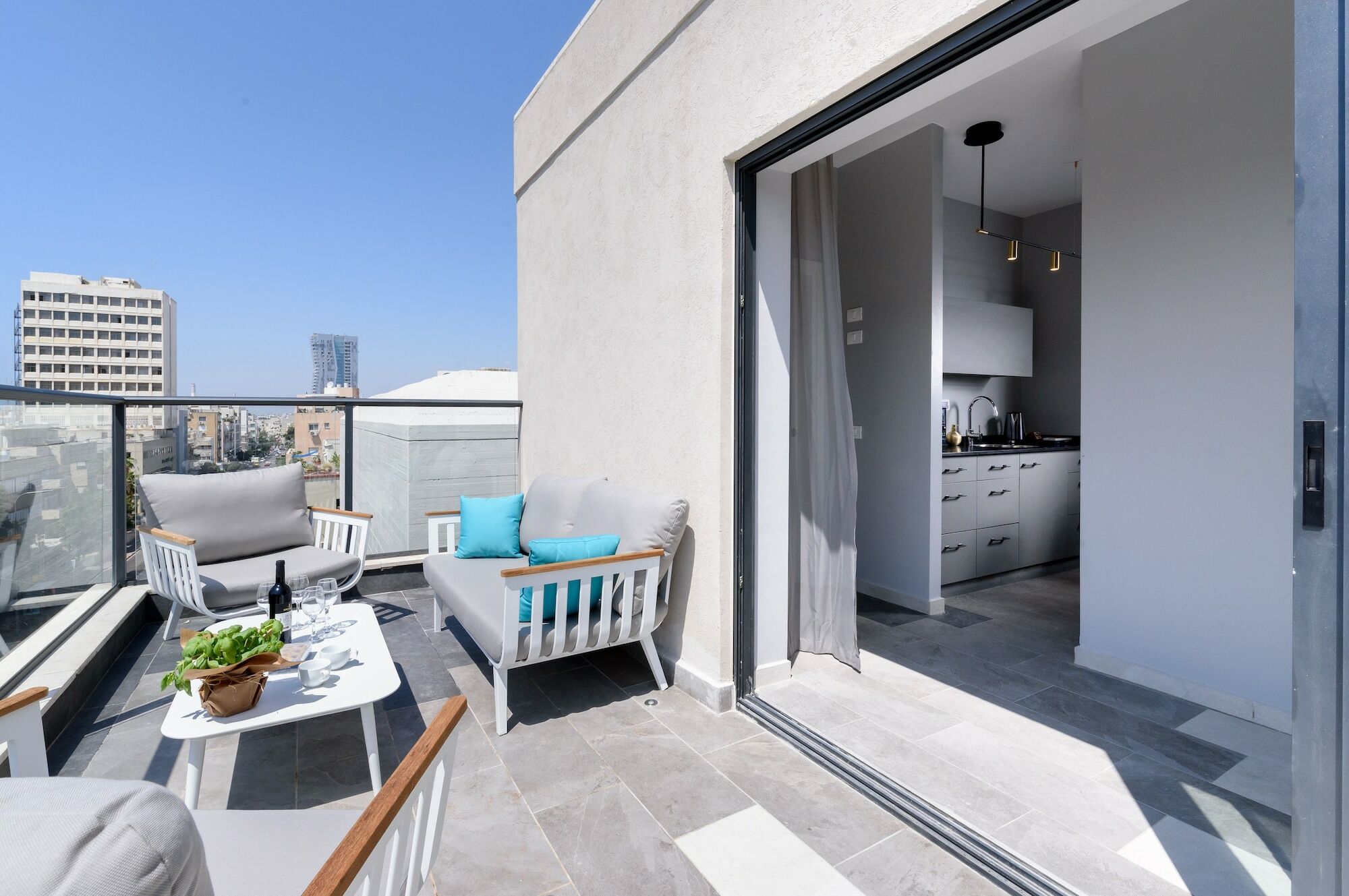 The Roof - By Sea Land Suites Tel Aviv Exteriér fotografie